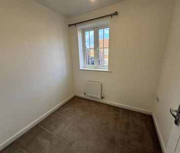 3 bedroom house to rent Laxton Close, Nottingham, Nottinghamshire, NG8 - Photo 4