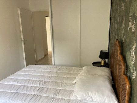 LUMINEUX T2 EN RESIDENCE SECURISEE AVEC BALCON ET PARKING - Photo 4