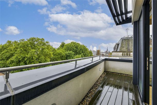 A modern duplex three bedroom apartment with terrace. - Photo 1