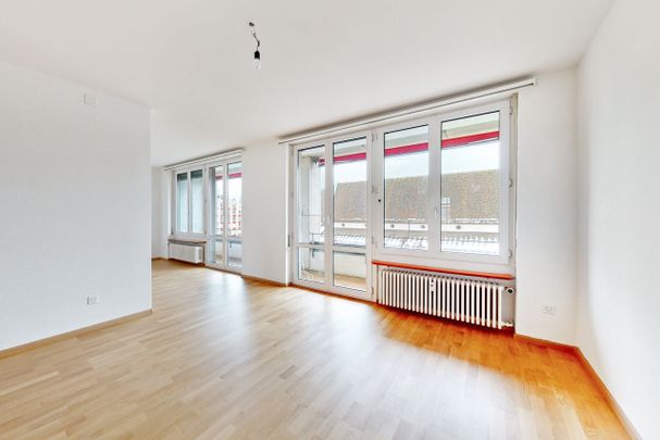 At home in the heart of Basel - Photo 1