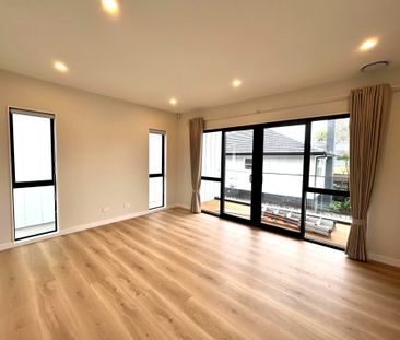 4 Bedrooms on Bardia St - Photo 4