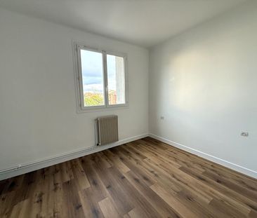 Location Appartement 3 pièces 65m² - Photo 5
