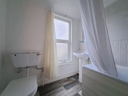 2 Bed Flat, Grove Green Road, E11 - Photo 5