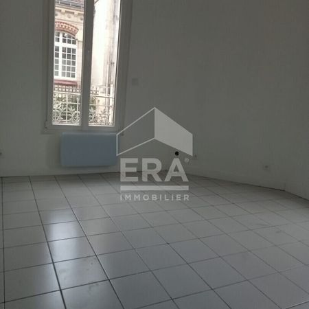 Studio à louer situé en centre ville de Compiègne - Photo 4