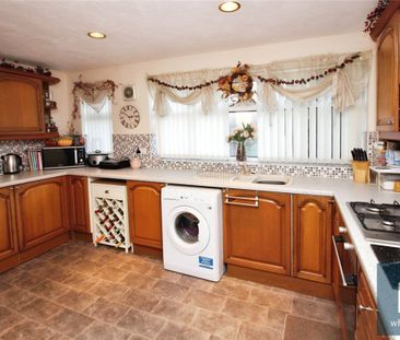 Foxcroft Drive, Brighouse, West Yorkshire, HD6 - Photo 5