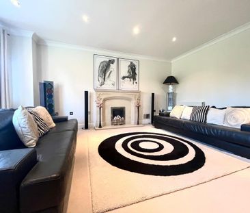 5 bedroom detached house to rent - Photo 2