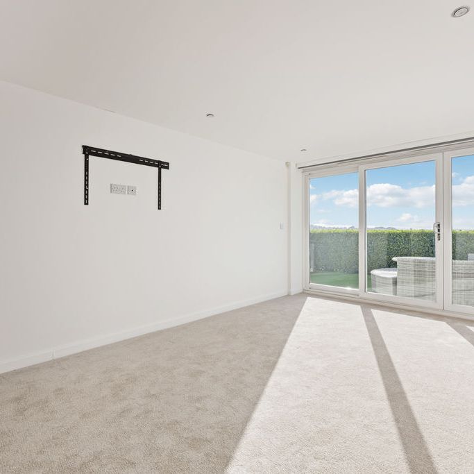 Chaddesley Glen, Sandbanks - Photo 1