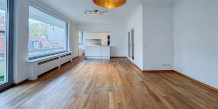 Appartement te huur in Elsene voor € 2.150 met 3 slaapkamers - Foto 5