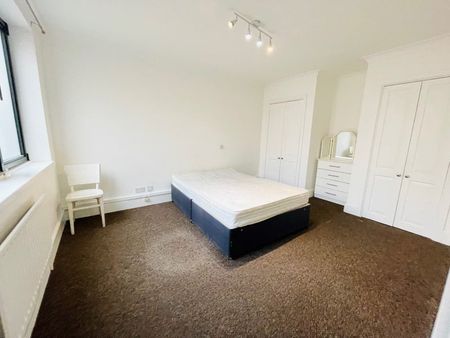 2beds Apartment - Photo 4