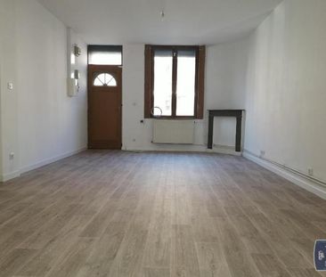 Location Maison 4 pièces 93m² LILLE 59000 - Photo 5