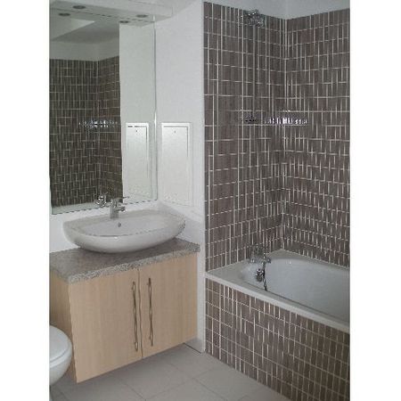 Location Appartement 1 pièce 33m² CORBEIL ESSONNES 91100 - Photo 4