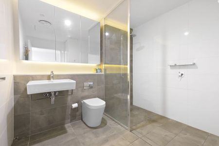 Impressive One Bedroom Apartment Plus Study in Prime Location - Photo 5