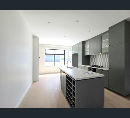 3/583 Ferntree Gully Road, Glen Waverley, Vic 3150 - Photo 2