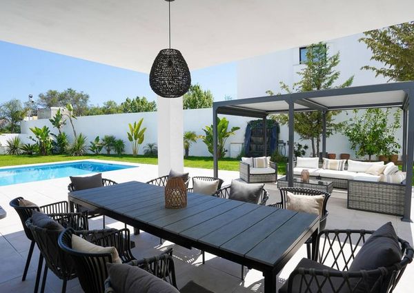 Luxury Villa for rent in Benahavís, Spain