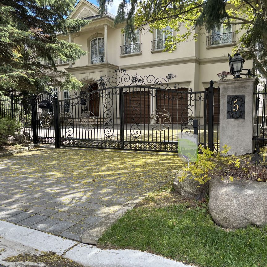 For Lease - 5 Vernham Avenue, Toronto, Ontario - Photo 1