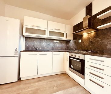Pronájem bytu 2+1 54 m² - Fotografie 6