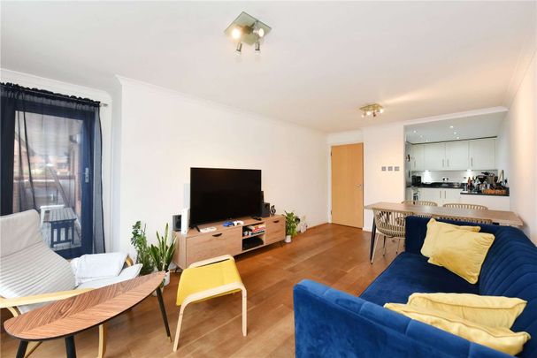 Free Trade Wharf, 340 The Highway, London, E1W 3ES - Photo 1