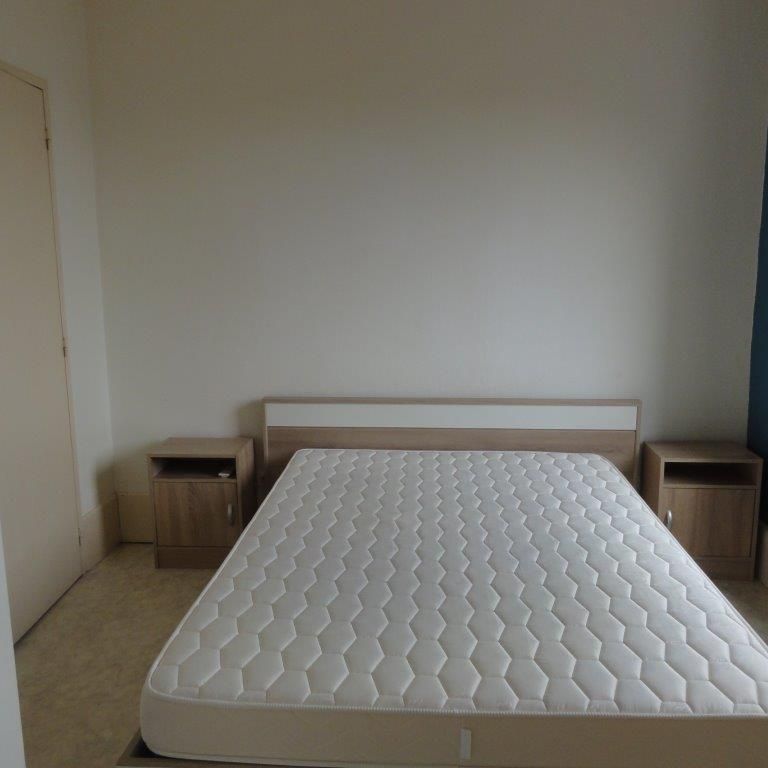 Location Appartement 2 pièces 38m² LE CREUSOT 71200 - Photo 1