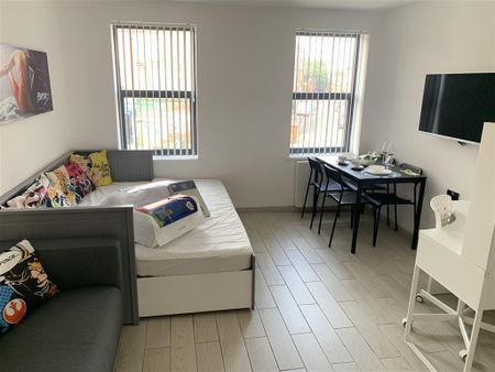 Alfreton Road, Nottingham - Photo 2