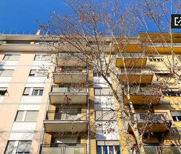 rome, Lazio 00177 - Photo 2
