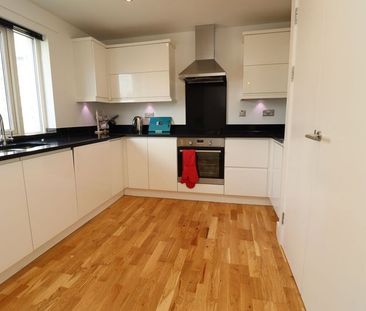 Room in a Shared Flat, Holystone Court, E14 - Photo 4