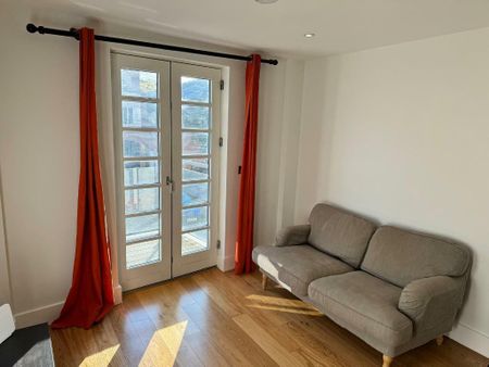 Redcliffe Backs - Photo 2