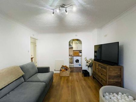 Elm Road, Redhill, RH1 - Photo 4