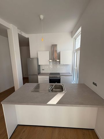 appartement 2 chambres entièrement remis à neuf à 6000 Charleroi - Foto 3