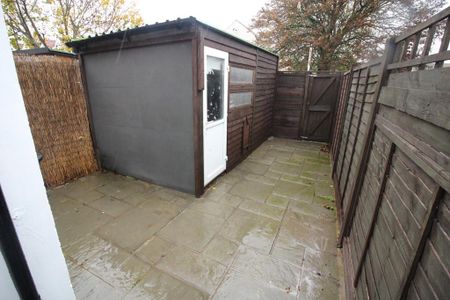 3 bedroom terraced house to rent - Photo 5