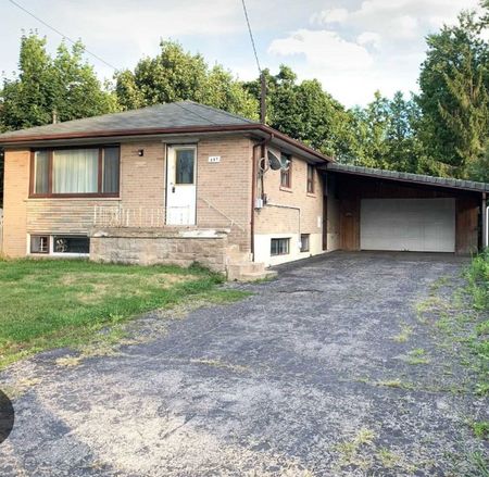 For Lease - 357 Patricia Avenue Unit# Main, Toronto, Ontario - Photo 2