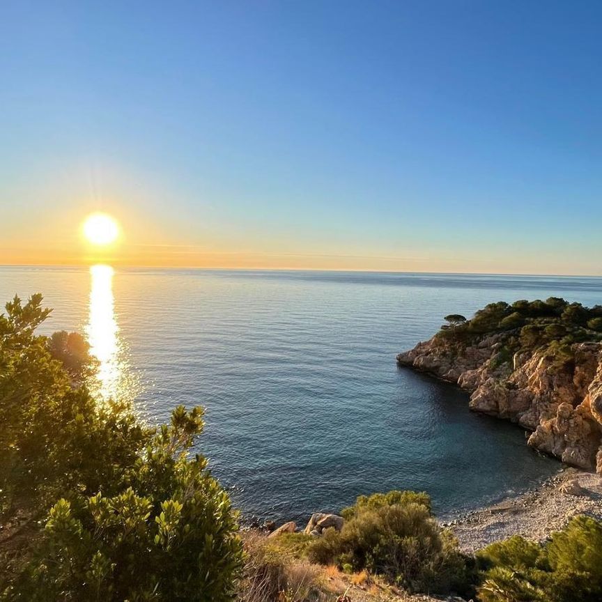 Precioso apartamento con vistas de ensueño al mar - Photo 1