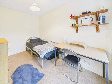 2 bedroom terraced house to rent - Photo 3