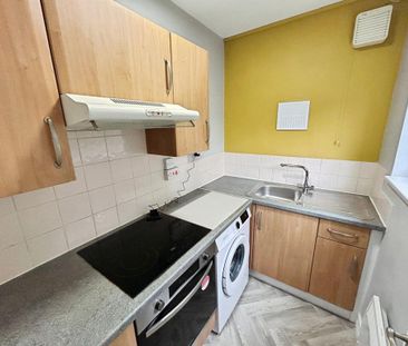 1 bedroom flat to rent - Photo 6