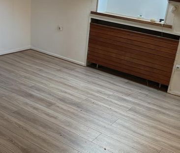 Dachgeschosswohnung (2,5 Zimmer) zu vermieten - Photo 6