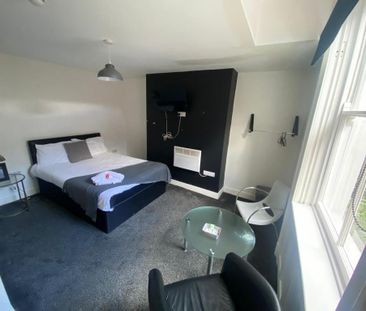 1 bedroom in a house share to rent - Photo 6