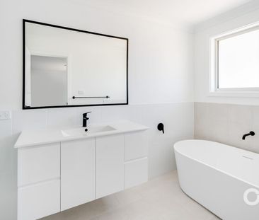 9 Whistling Way, Orange NSW 2800 - Photo 6