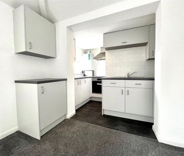 Larch Road, Dartford, Kent, DA1 2LE - Photo 5