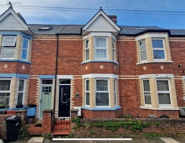 3 bedroom terraced house to rent - Photo 1