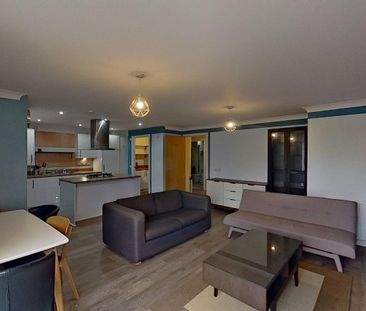 3 bedroom apartment to rent - Photo 2