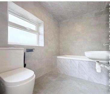2 bedroom property to rent - Photo 5