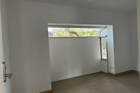 Upper Level 2 Bedrooms in Parkside! - Photo 3