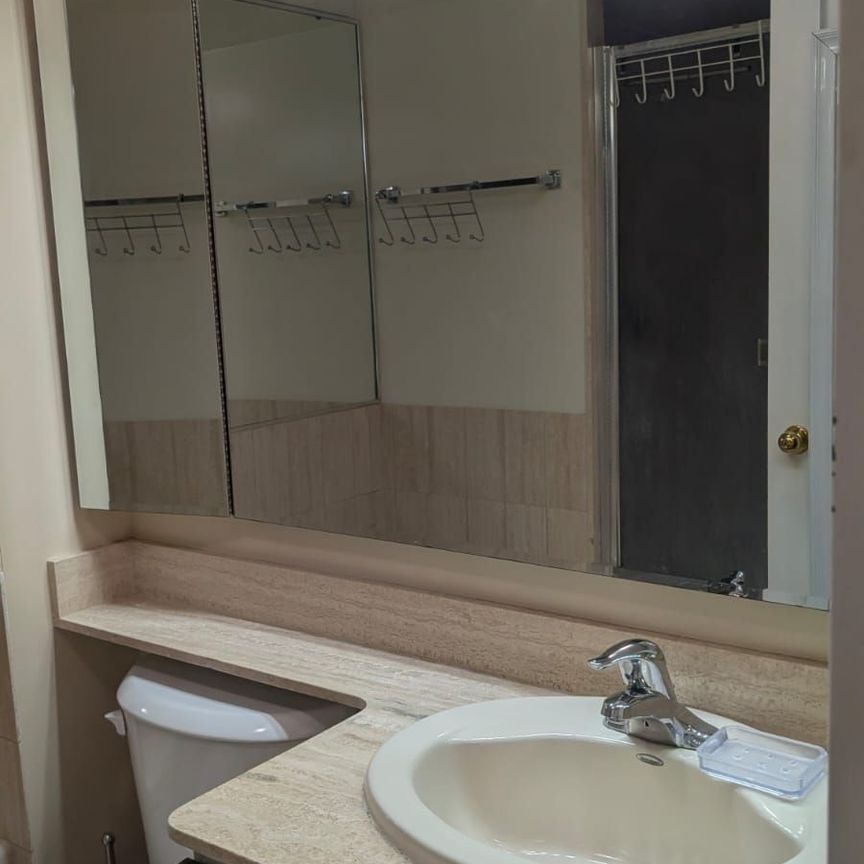 For Lease - 20 Cherrytree Drive Unit# 505, Brampton, Ontario - Photo 1