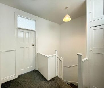 3 bedroom terraced house to rent - Photo 3