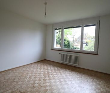 Unweit des Entenweiher - ruhige 2-Zimmerwohnung in Riehen für 1-2 P... - Foto 4