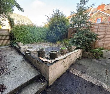 Silver Street, Ilminster, Somerset - Photo 3