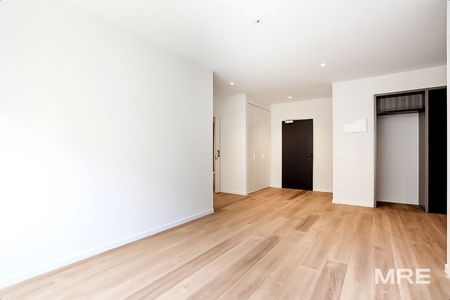 206/950 Swanston Street, Carlton - Photo 2