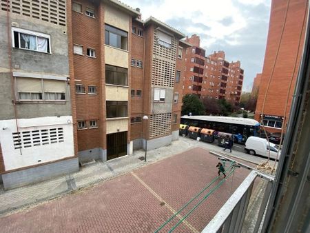 Calle de Hornachos, Madrid, Community of Madrid 28053 - Photo 2