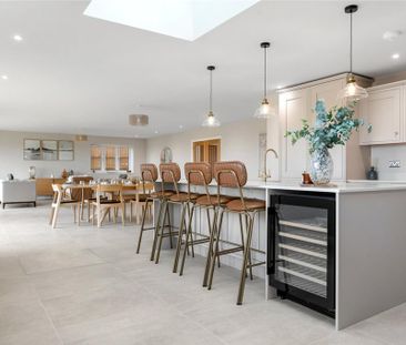 4 bedroom detached house to rent - Photo 5
