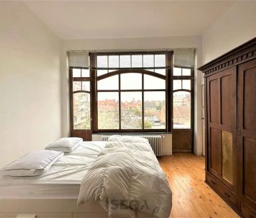 Charmant appartement met parkzicht - Photo 3