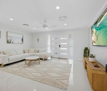 Luxury Family Home with Pool & Dual-Living Potential - Photo 3